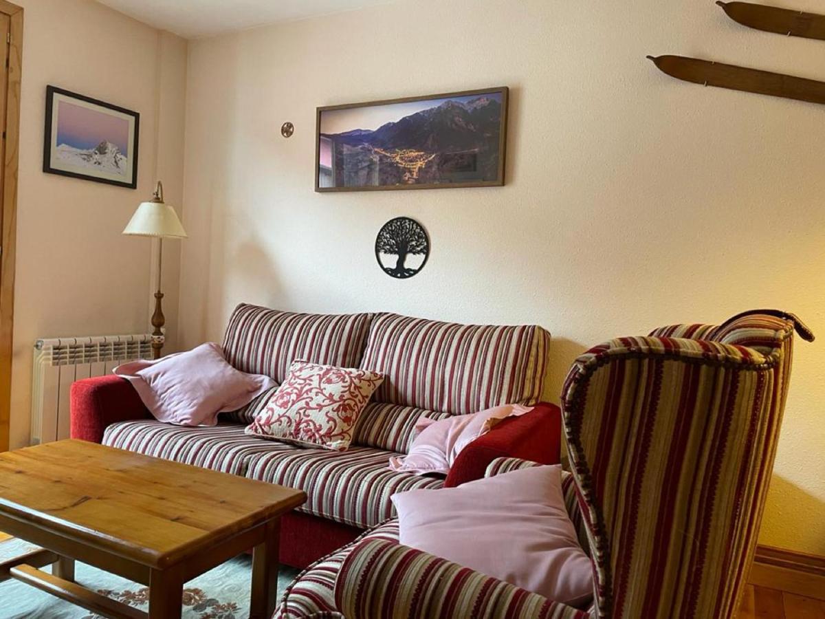 Apartamento Turistico Nievesol 24 - Benasque Kültér fotó